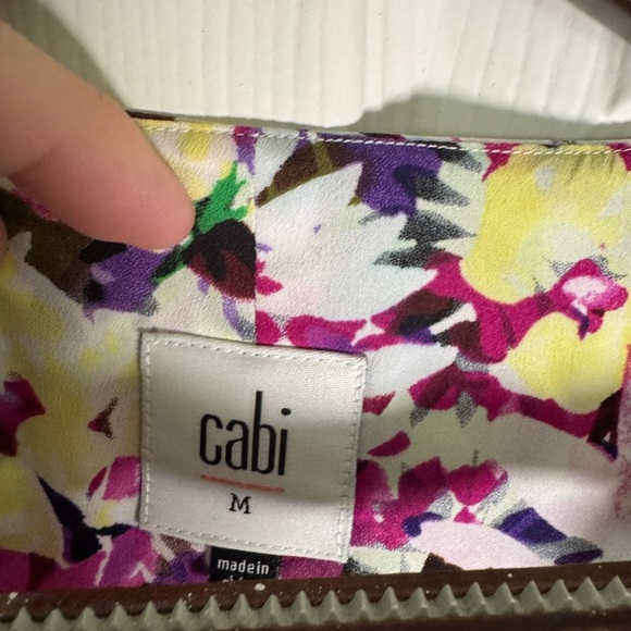 CAbi Eden Multicolored Floral Print Boxy Wrap Style Blouse Mature Size Medium - Picture 5 of 10